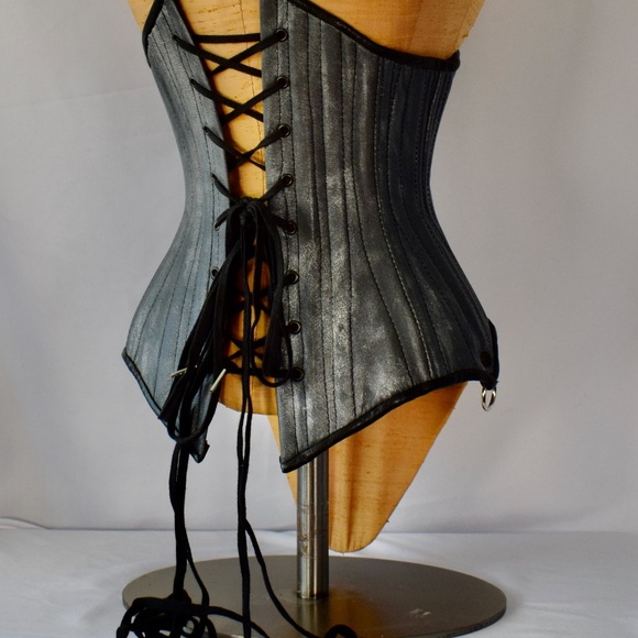 Metamorphic Quirky Couture Corset - Picture 2 of 5